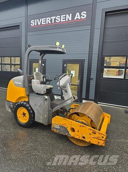 Volvo SD25 Asfaltni finišeri