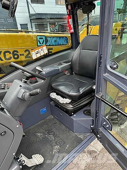  XC6-2506E Teleskopski viličari
