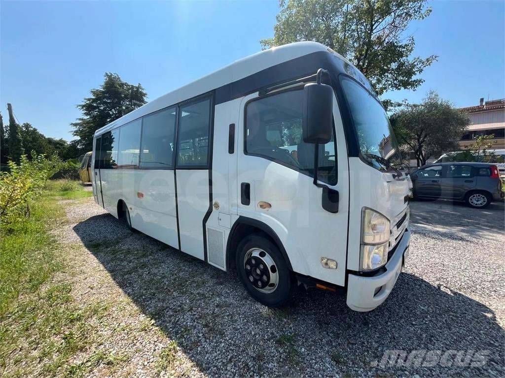 Isuzu P65 Školski autobusi