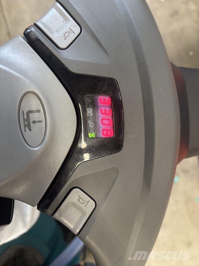 BT SWE120L Ručni električni viličar