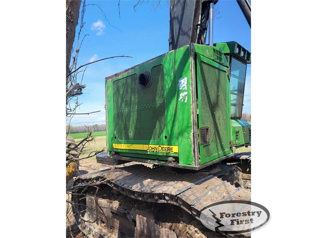 John Deere 753J Strojevi za sječu stabala