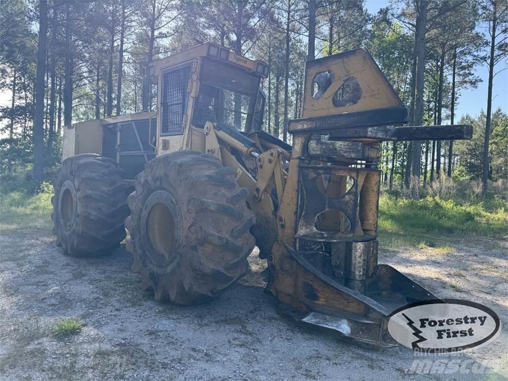 Tigercat 720G Strojevi za sječu stabala