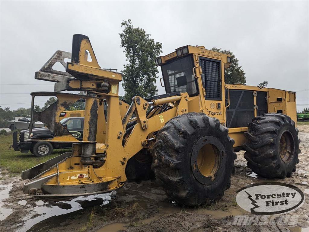 Tigercat 724G Strojevi za sječu stabala