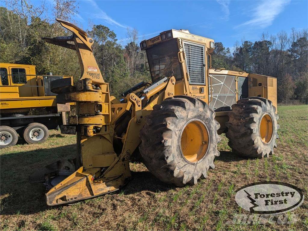 Tigercat 724G Strojevi za sječu stabala