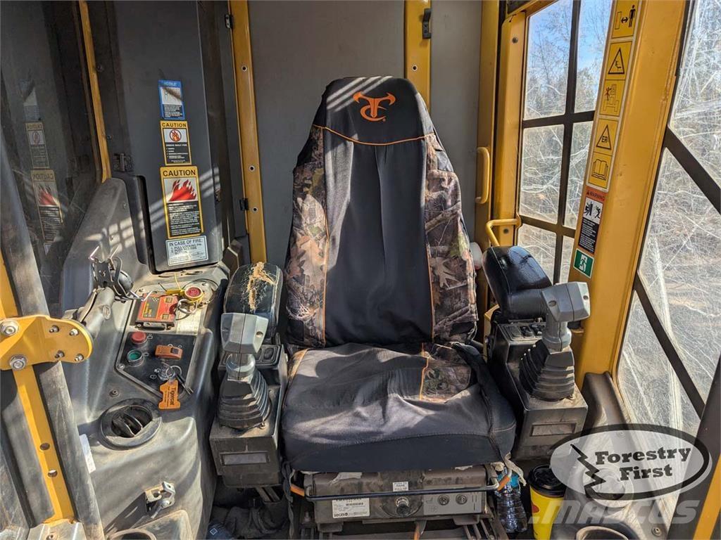 Tigercat 822D Strojevi za sječu stabala