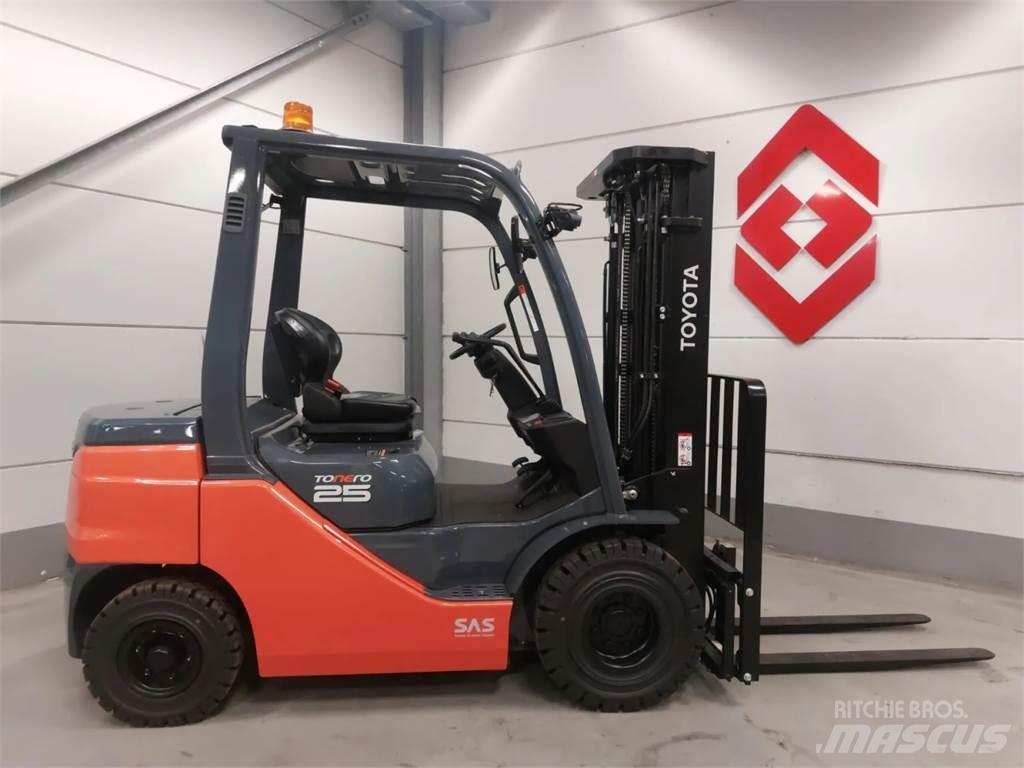 Toyota 52-8FDF25 Dizelski viličari