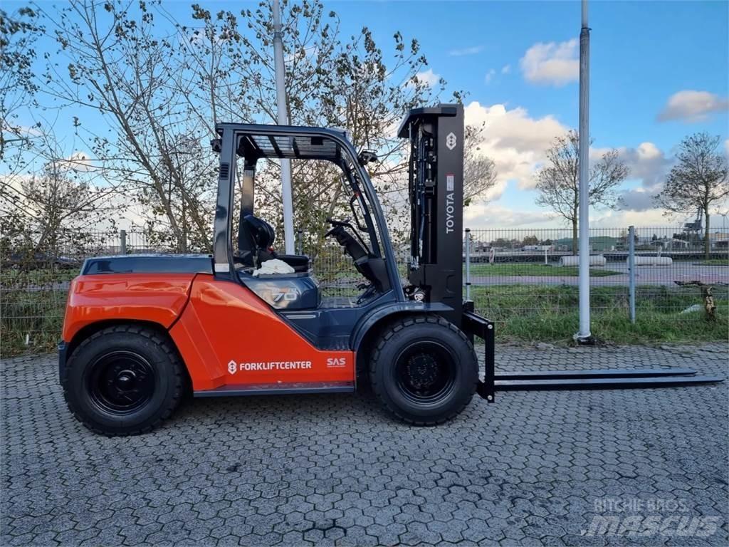 Toyota 8FD70F Dizelski viličari