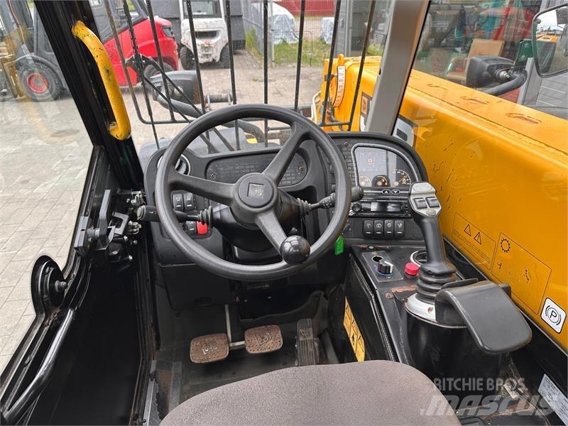 JCB 525-60 Teleskopski viličari