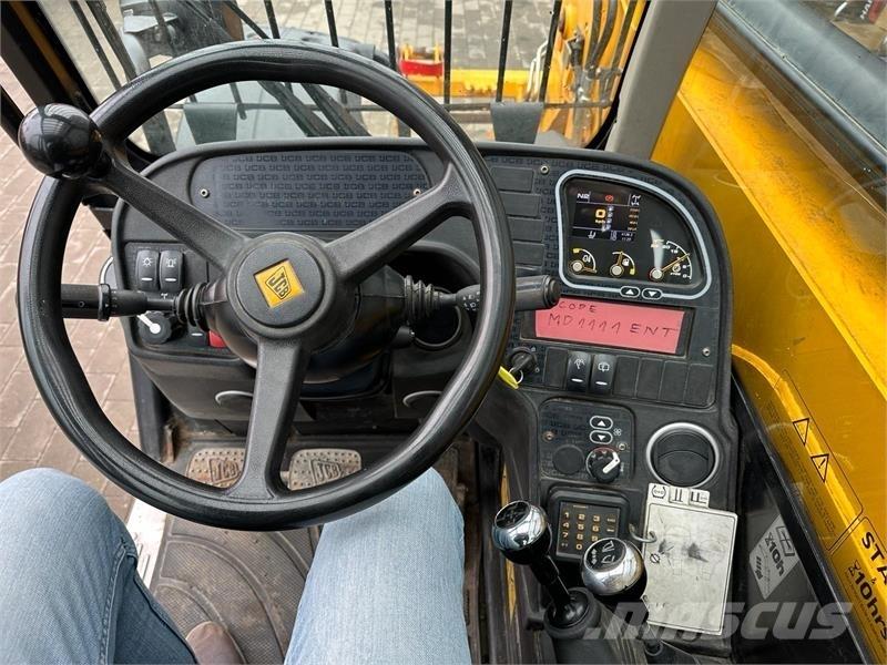 JCB 535-95 Teleskopski viličari