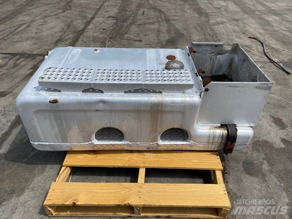 Ford L9000 Druge komponente