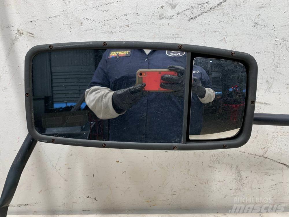 Isuzu NPR Druge komponente
