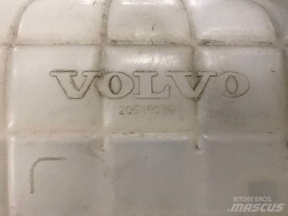 Volvo VNL Transport – ostalo