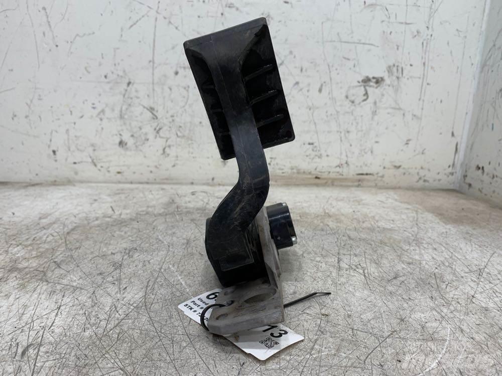 Volvo VNL Druge komponente