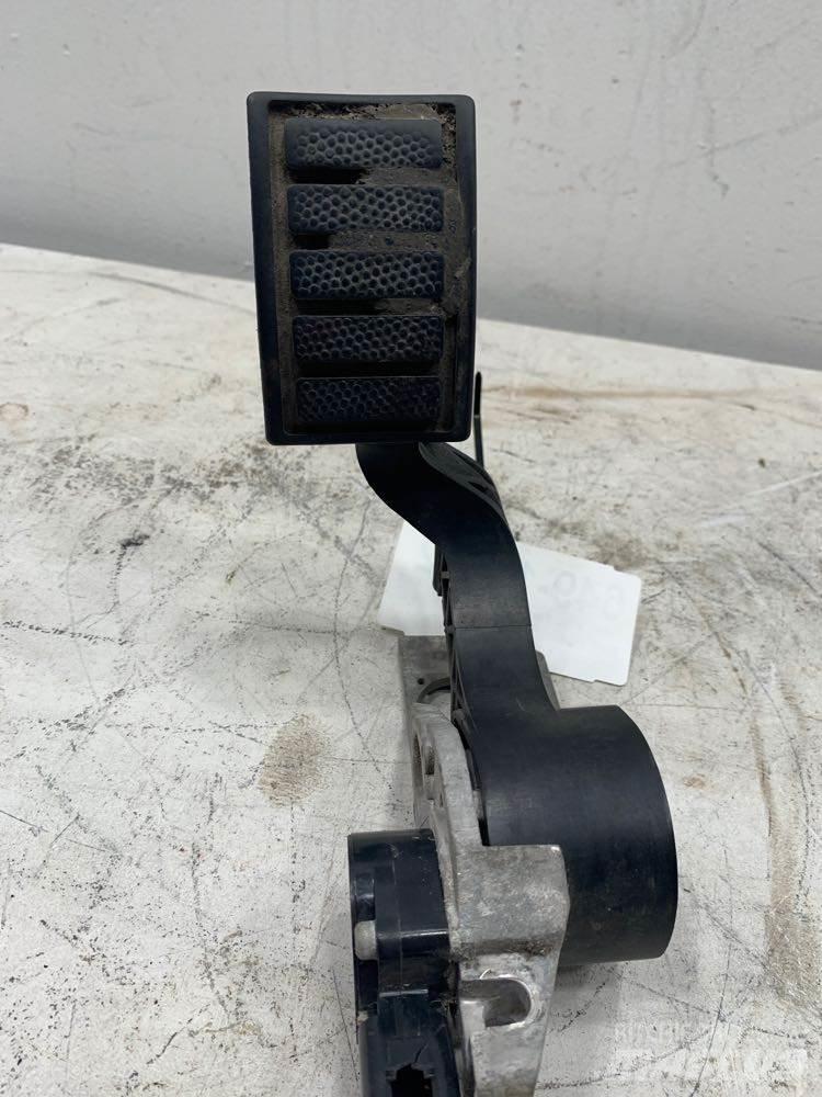 Volvo VNL Druge komponente