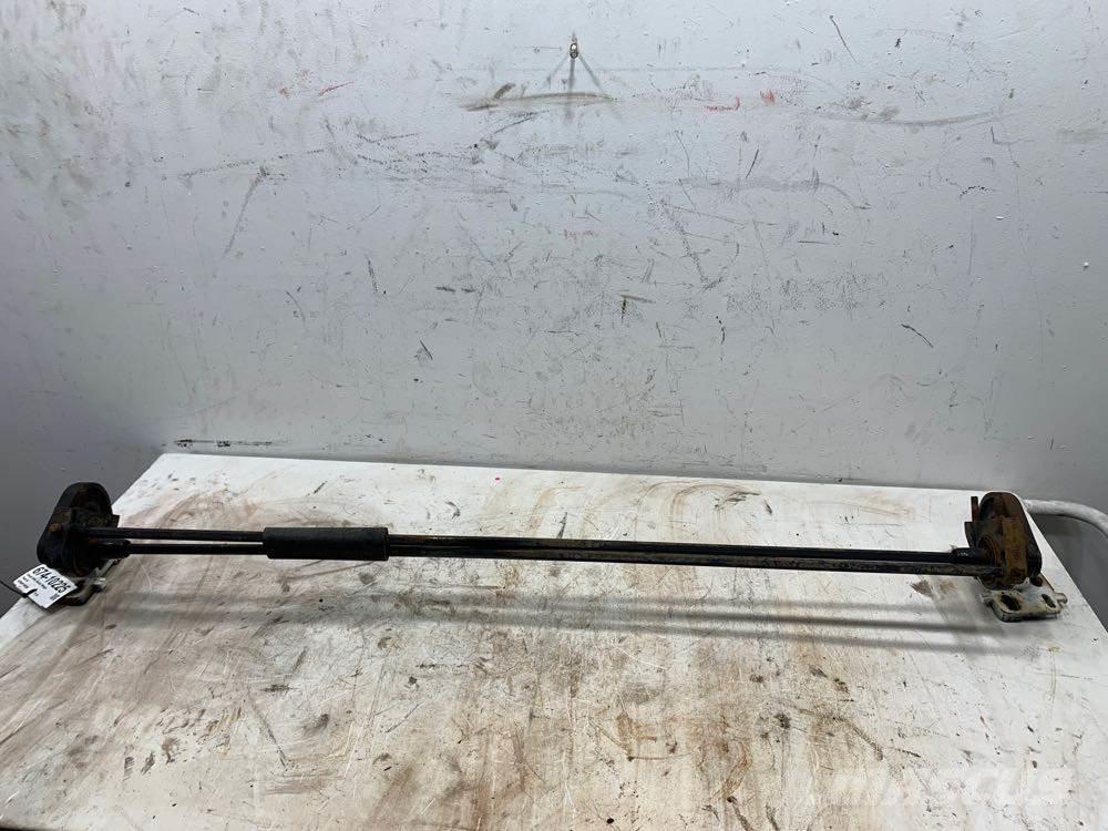 Volvo VNL Transport – ostalo