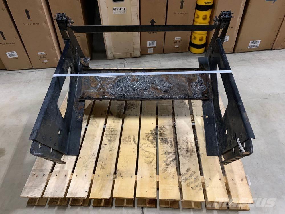 Volvo VNL Transport – ostalo