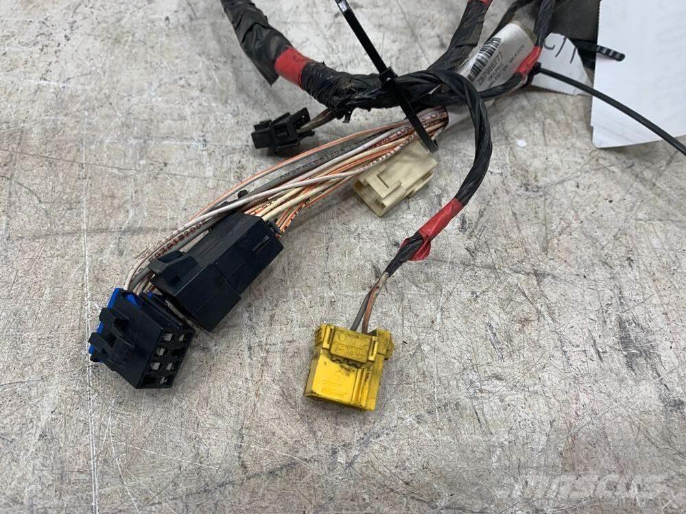 Volvo VNL Transport – ostalo