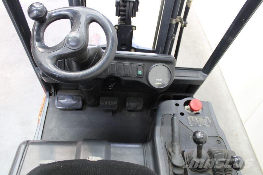 Linde E 16C Električni viličari