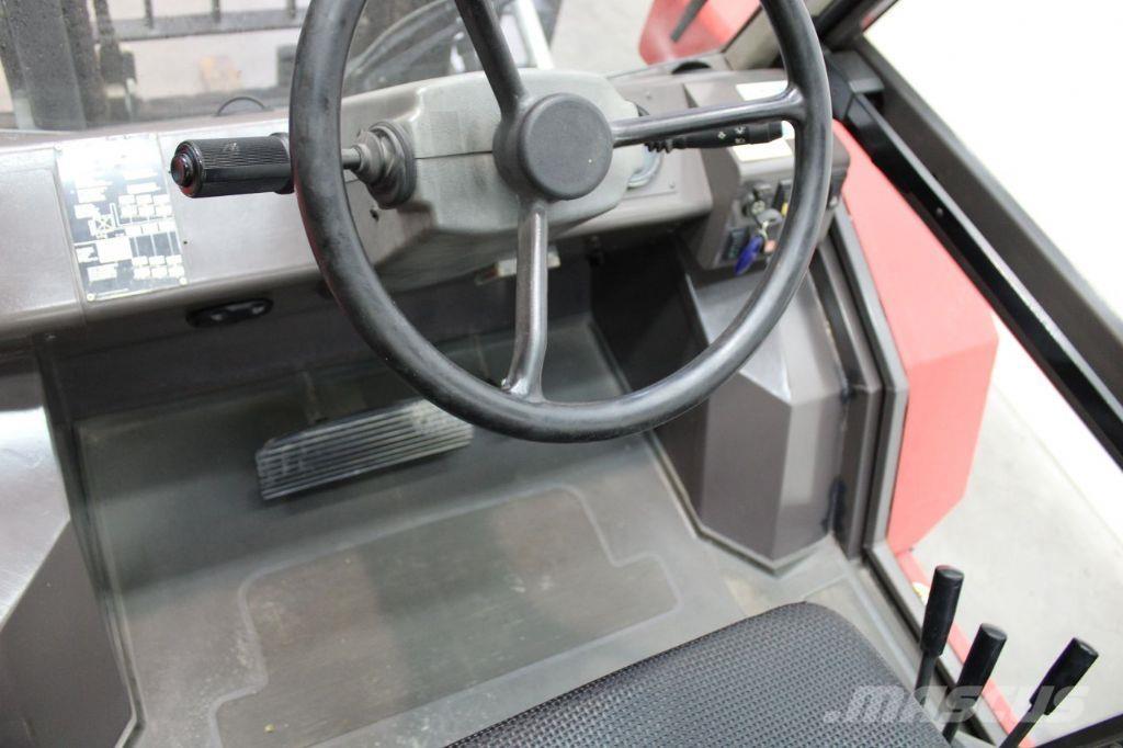 Manitou M 30-4 Terenski viličar