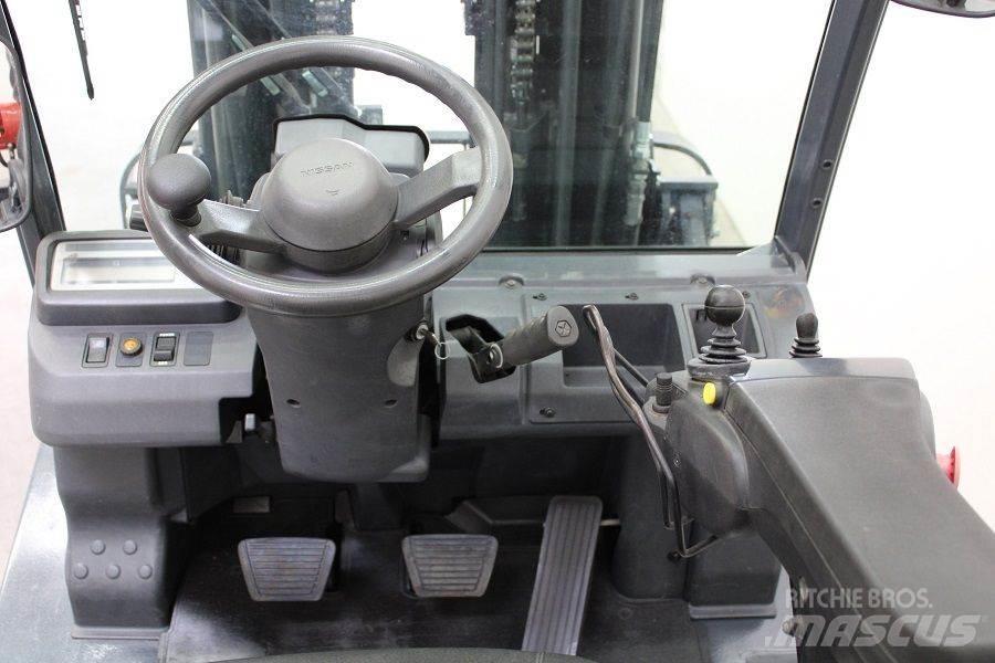 Nissan U1D2A20LQ Plinski viličari