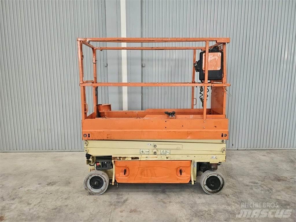 JLG 1930 ES Škaraste platforme