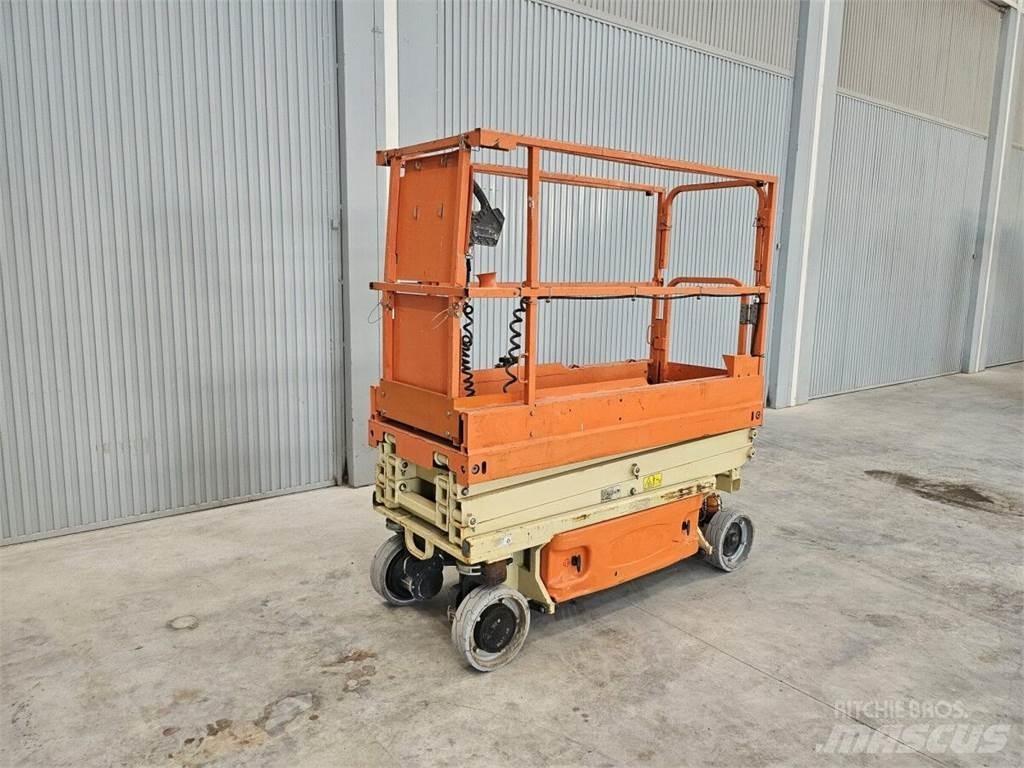 JLG 1930 ES Škaraste platforme
