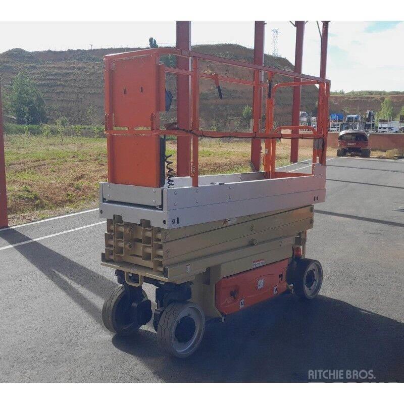JLG 2030 ES Škaraste platforme