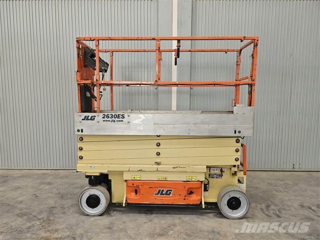 JLG 2630 ES Škaraste platforme