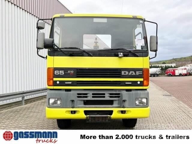 DAF 65.210 4x4 Rol kiper kamioni s kukama za dizanje