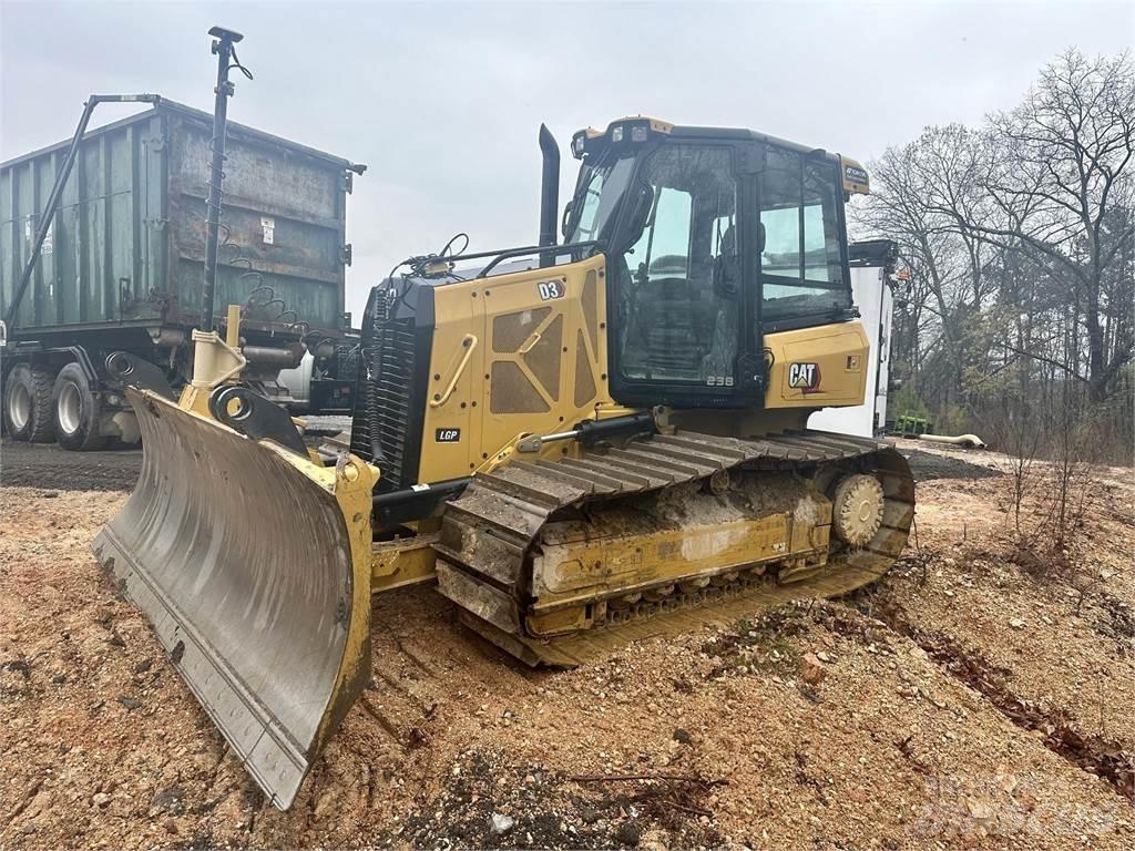 CAT D3 LGP Buldožeri gusjeničari