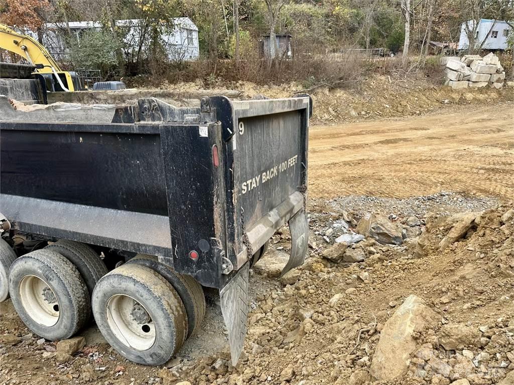 Mack GU713 Kiper kamioni