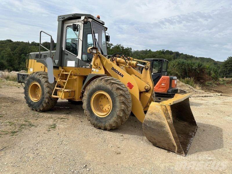 Daewoo MG200 Utovarivači na kotačima
