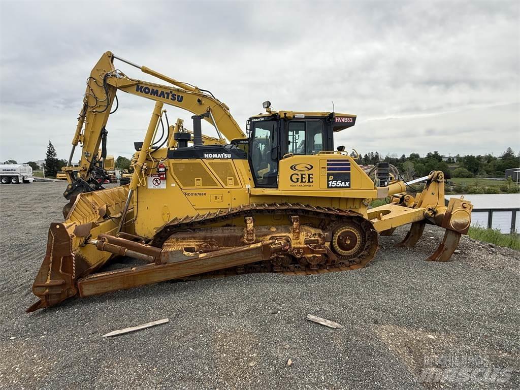 Komatsu D155AX-8 Buldožeri gusjeničari