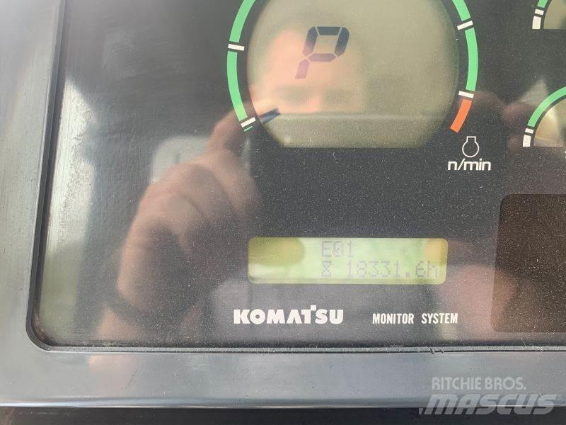 Komatsu D 65 EX-15 Buldožeri gusjeničari