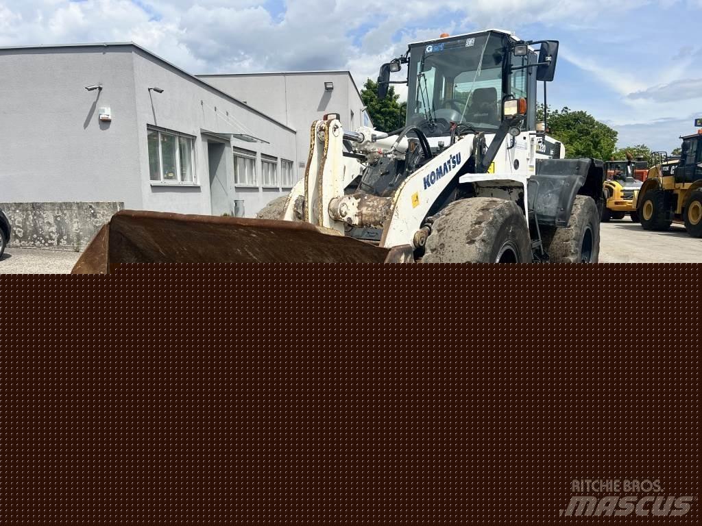 Komatsu WA 320-6 Utovarivači na kotačima