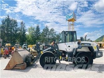 Komatsu WA250PZ-6 Utovarivači na kotačima