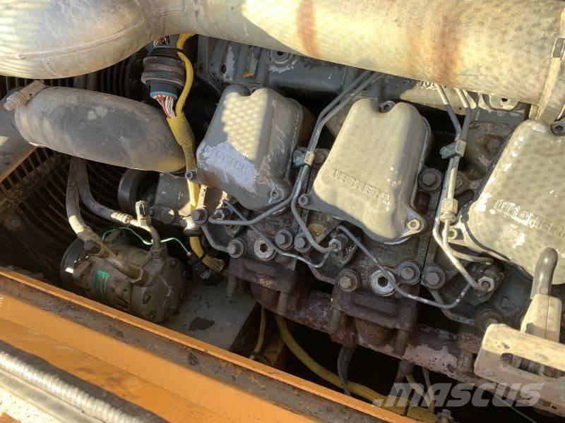 Liebherr PR 752 Buldožeri gusjeničari