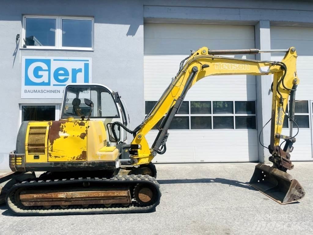 Neuson G8002 RDV Mini bageri <7t