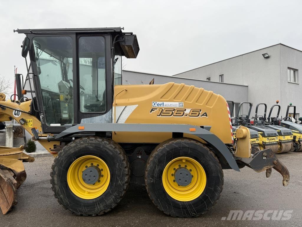 New Holland F 156.6 A Grejderi