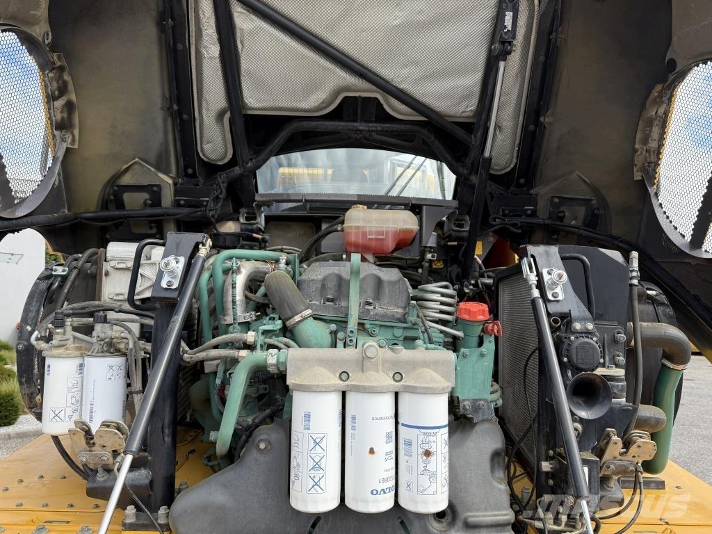 Volvo A 30 F Zglobni demperi