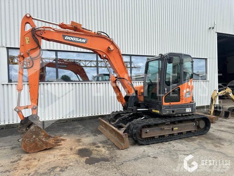 Doosan DX85R-3 Mini bageri <7t