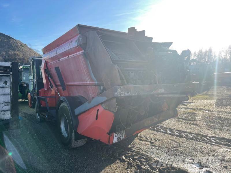 Kuhn SP 14 Mikser hranilice