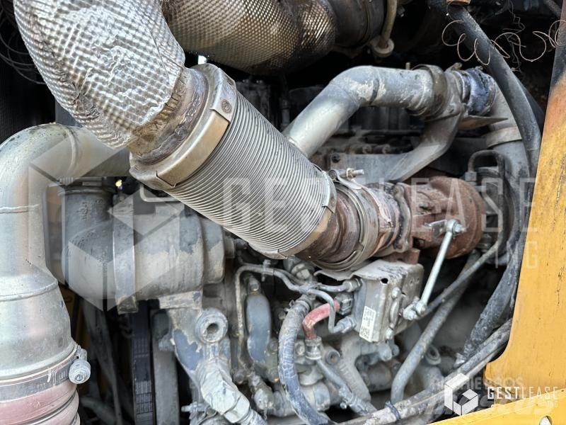 Liebherr LR636 Utovarivači gusjeničari