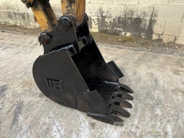 CAT 304E2 CR Mini bageri <7t