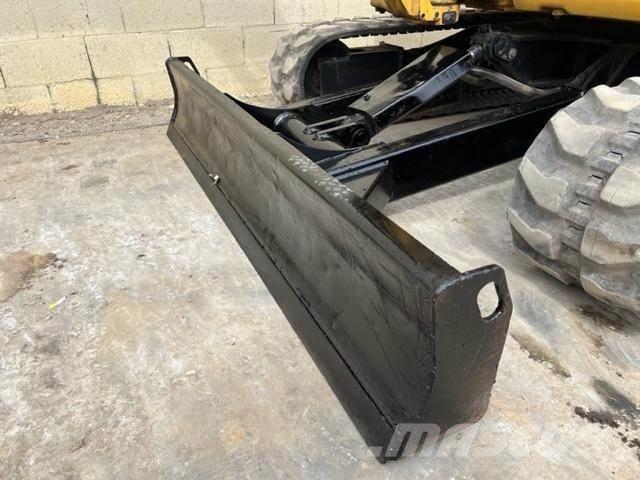 CAT 304E2 CR Mini bageri <7t