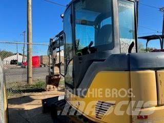 John Deere 60D Bageri