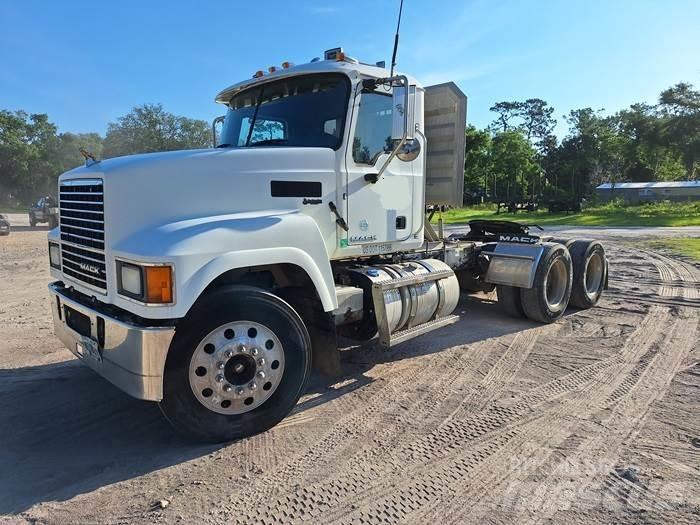 Mack CHU613 Ostalo