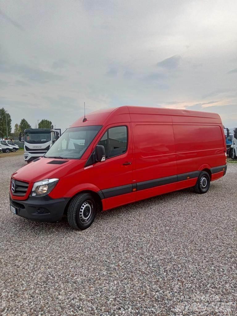 Mercedes-Benz SPINTER Sanduk kombiji