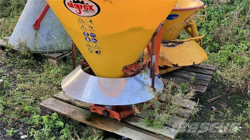 Agrex 300 Posipači soli i pijeska