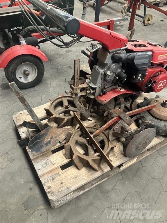 Honda F560 Kompaktni (mali) traktori